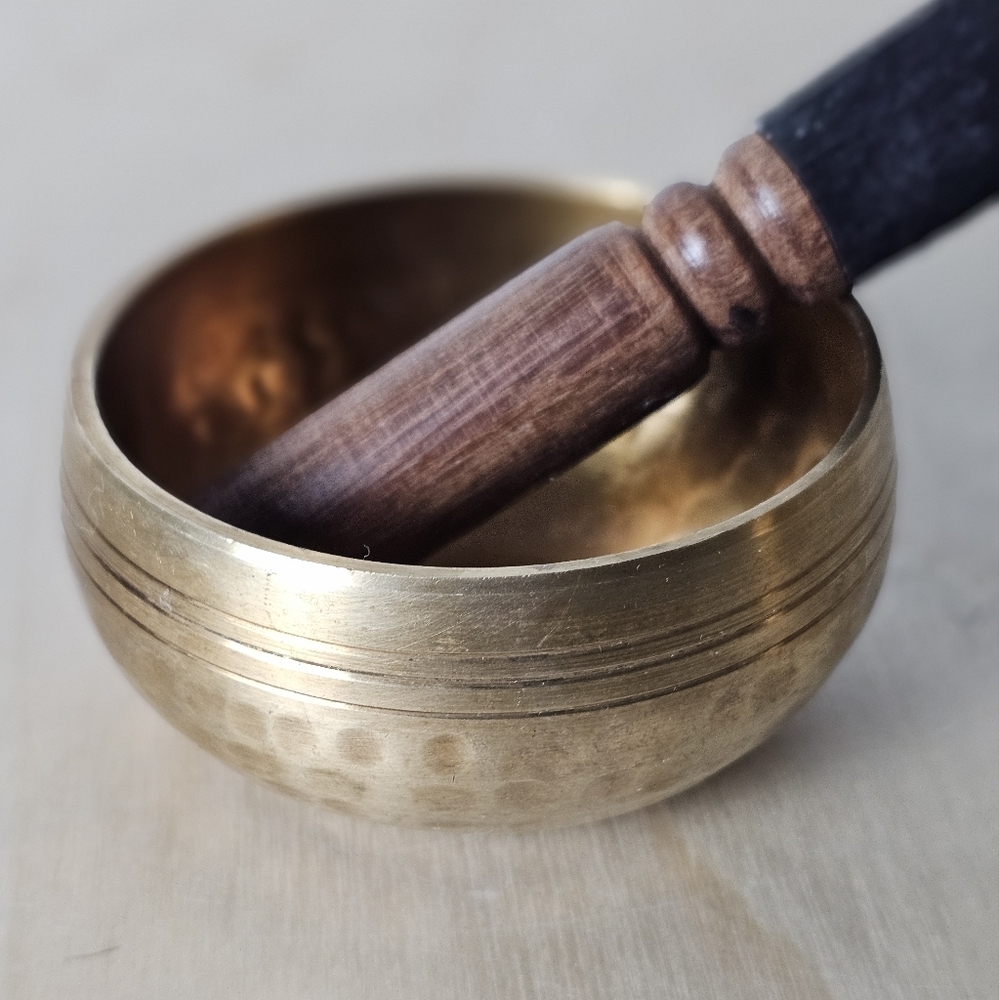 Tibetan 3 Inch Singing Bowl For Yoga,Meditation,Sound Healing - Picture 2 of 6